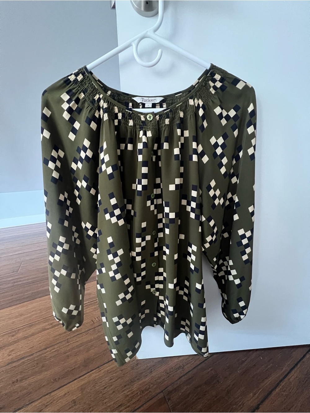 Tucker Olive Green Geometric Button-Front Blouse